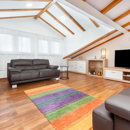 Apartment The Loft *